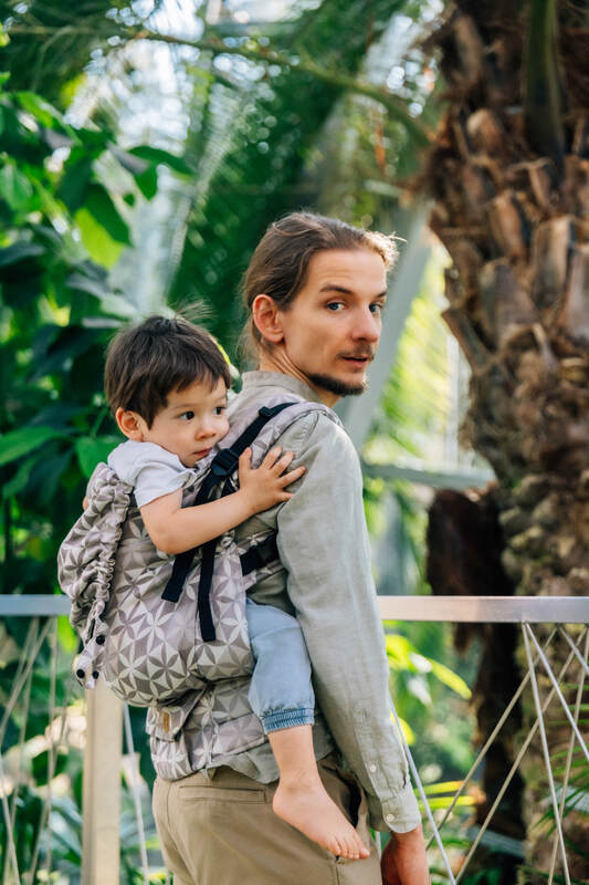 LennyPreschool Carrier, Preschool Size, jacquard weave (55% cotton, 45% TENCEL Lyocell) - HEXAFLOWERS - MIRROR #babywearing