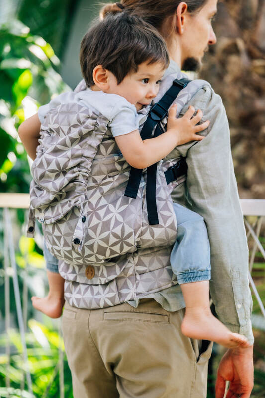 LennyPreschool Carrier, Preschool Size, jacquard weave (55% cotton, 45% TENCEL Lyocell) - HEXAFLOWERS - MIRROR #babywearing
