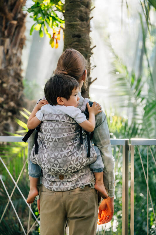 LennyPreschool Carrier, Preschool Size, jacquard weave (55% cotton, 45% TENCEL Lyocell) - HEXAFLOWERS - MIRROR #babywearing