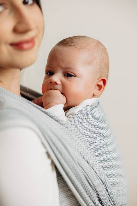 Tragetuch, Fischgrätmuster (100% Baumwolle) - LITTLE HERRINGBONE GRAU - Größe S #babywearing