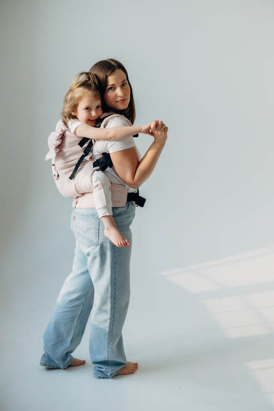 :LNNPRSCHL_MRSHMLLW #babywearing