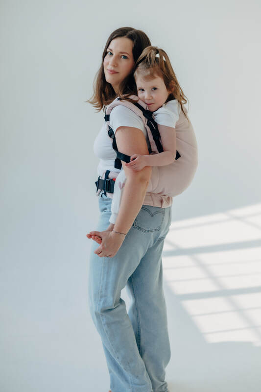 :LNNPRSCHL_MRSHMLLW #babywearing