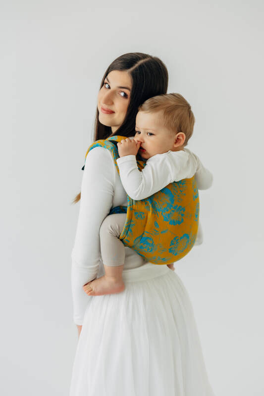 :LBO_PRO_TDDLR_RTR_N_RSS_RSRM #babywearing