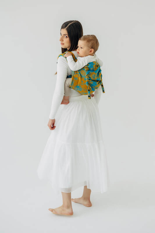 :LBO_PRO_TDDLR_RTR_N_RSS_RSRM #babywearing