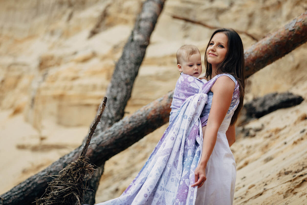Baby Wrap, Jacquard Weave (60% cotton, 40% linen) - DRAGONFLY LAVENDER - size M #babywearing