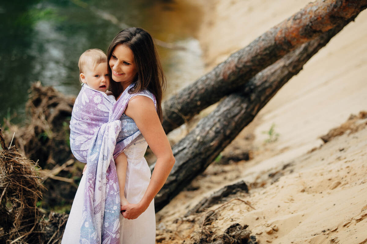 Baby Wrap, Jacquard Weave (60% cotton, 40% linen) - DRAGONFLY LAVENDER - size M #babywearing