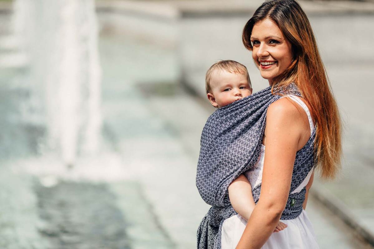:WVJ_L_LTTL_LV_HRMN #babywearing