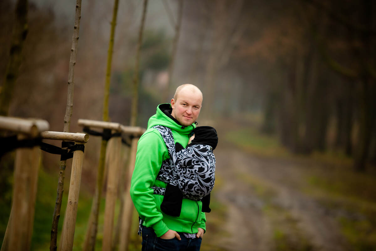 :WVJ_L_TWSTD_LVS_BLCK_WHT #babywearing