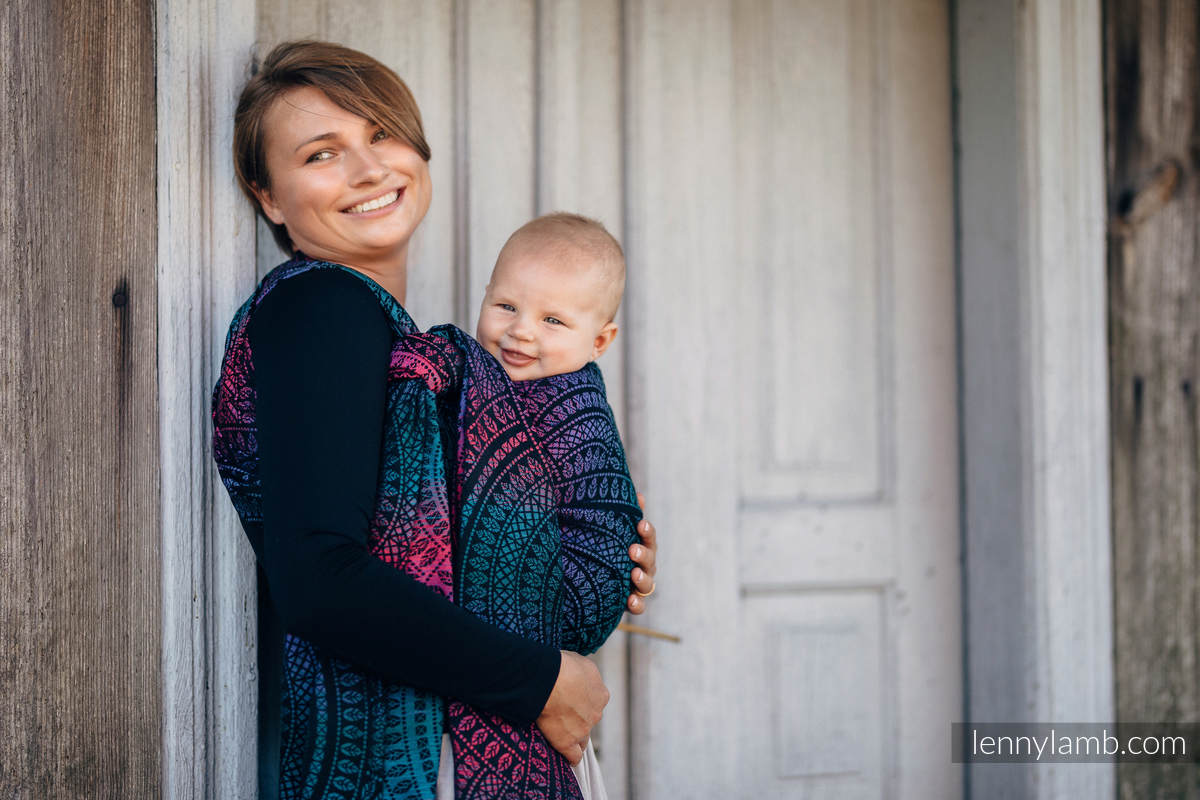 Żakardowa chusta do noszenia dzieci, 60% bawełna, 28% wełna merino, 8% jedwab, 4% kaszmir - PAWI OGON - CZARNY OPAL - rozmiar XS #babywearing
