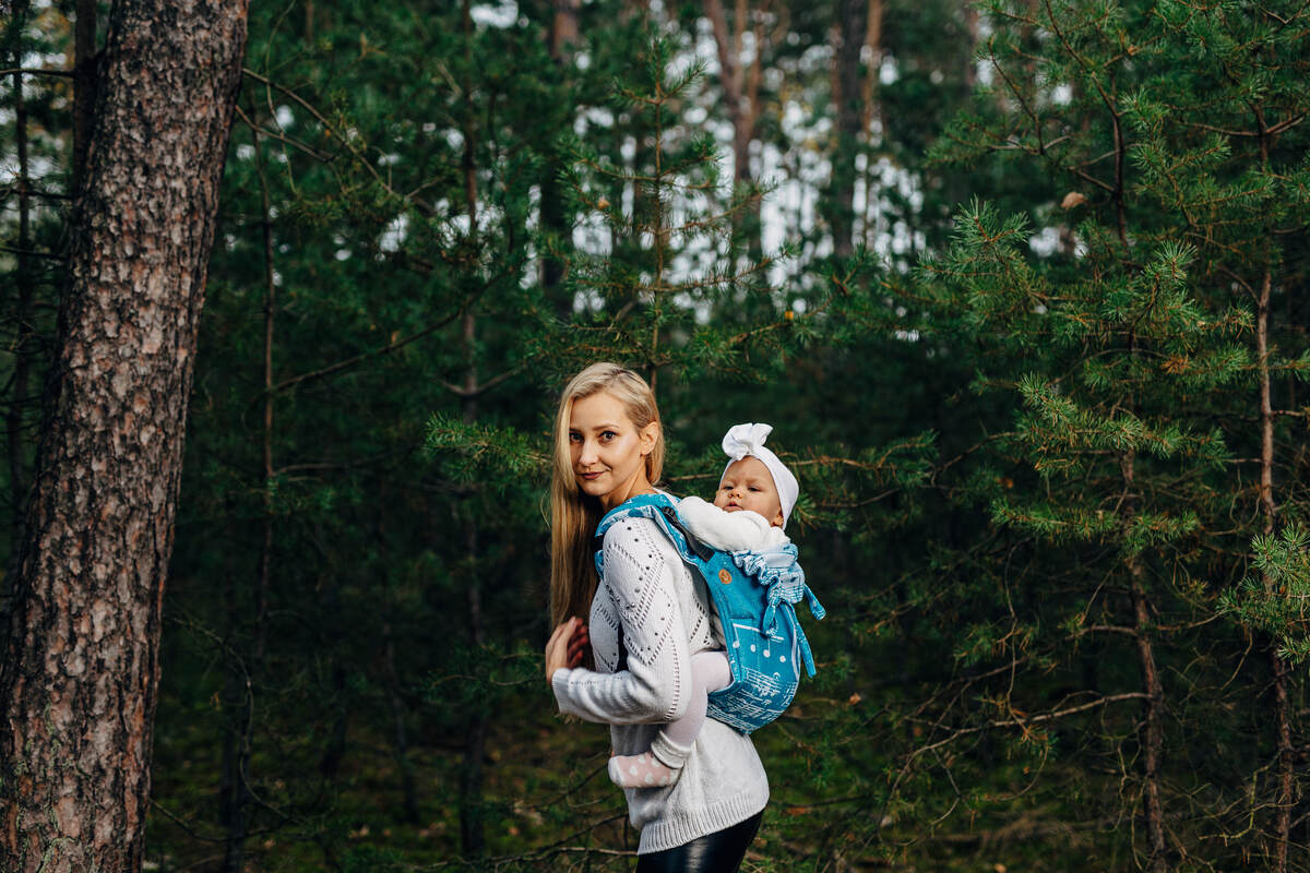 Onbuhimo de Lenny, taille standard, jacquard, (51% Coton, 30% Laine Mérinos, 10% Soie, 5% Cachemire, 4% Fil Métallisé) - SYMPHONY - ICY #babywearing
