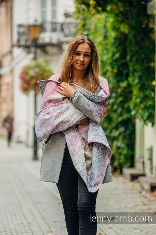 Le châle est fait du même tissu que les écharpes de portage (100% coton) - Wild Wine - Vineyard #babywearing
