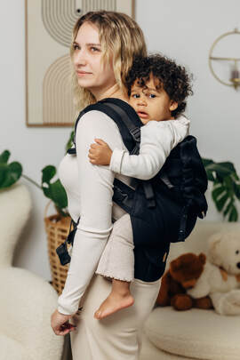 LennyPreschool Carrier, Preschool Size, herringbone weave 100% cotton - LITTLE HERRINGBONE EBONY BLACK