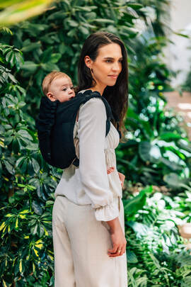 Lenny Buckle Onbuhimo PRO baby carrier, standard size, jacquard weave (59% cotton, 41% merino wool) - PEACOCK'S TAIL - PITCH BLACK