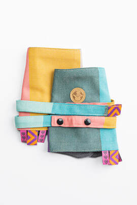 Drool Pads & Reach Straps Set, (60% cotton, 40% polyester) - PASTELS 